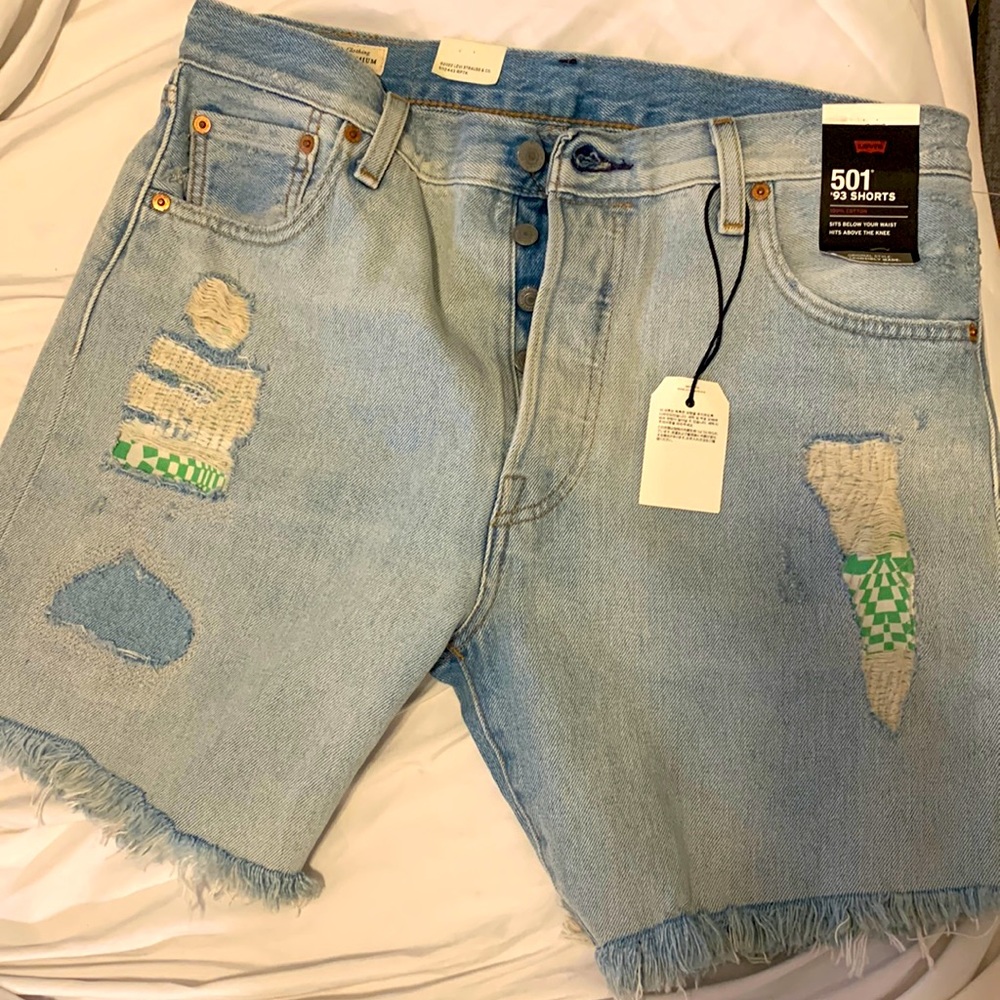 Levi’s 501’93 shorts, size 34 9” inseam